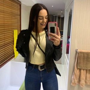 Meet your Posher, Hayley